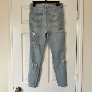 Light wash AE jeans